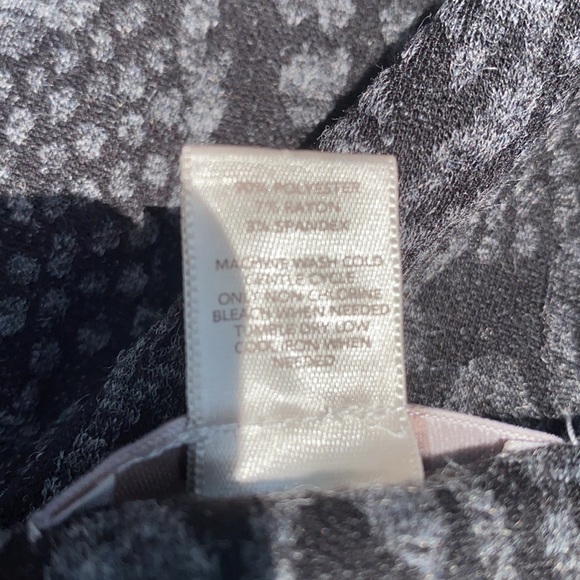 LOFT Petite Black/Charcoal Skirt Size OP - Picture 4 of 5